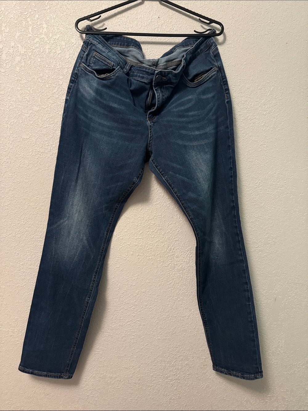 Kut from the Kloth Men's Indigo Slim Straight Jeans